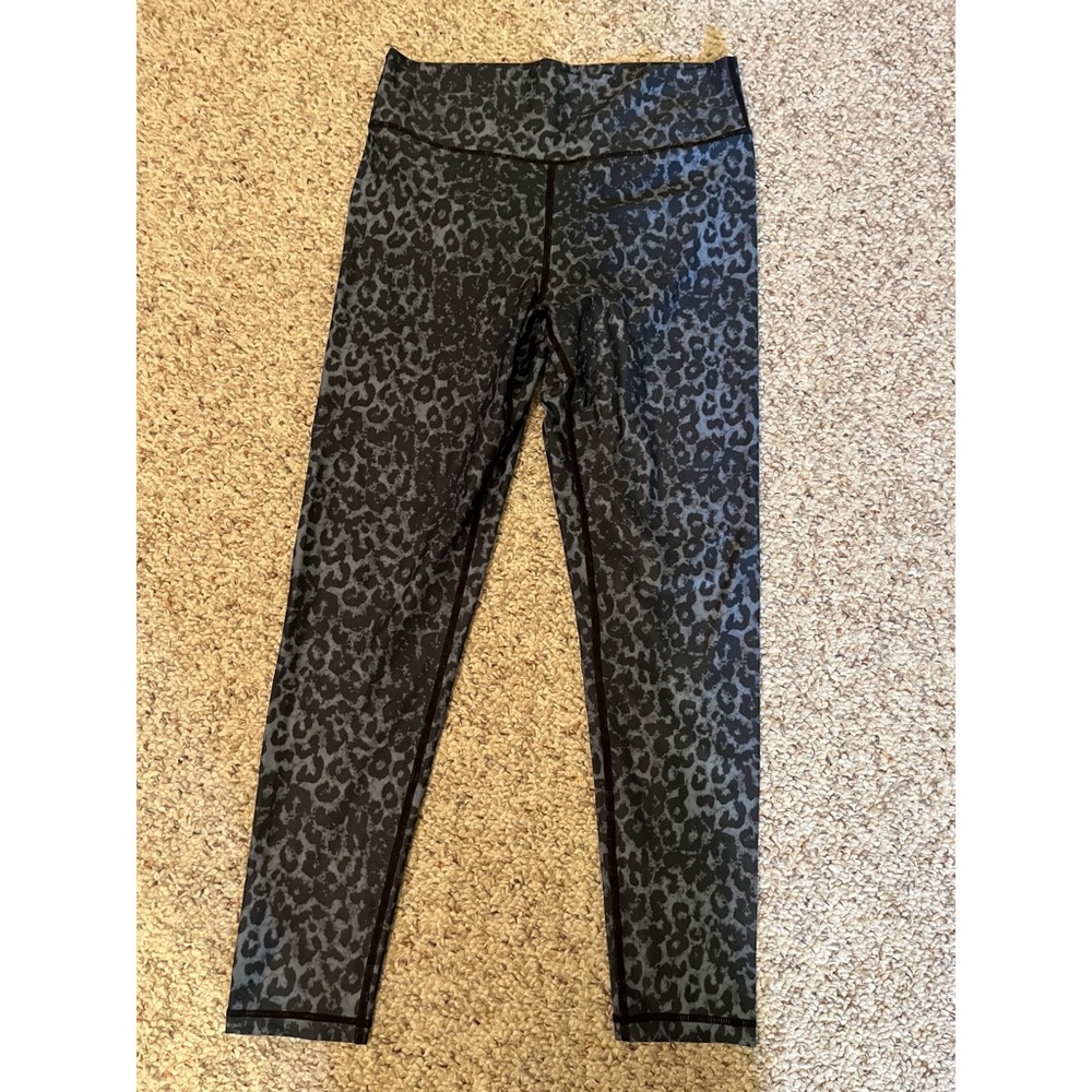 Zyia Active Stone Leopard Scrunchy Light N Luxe